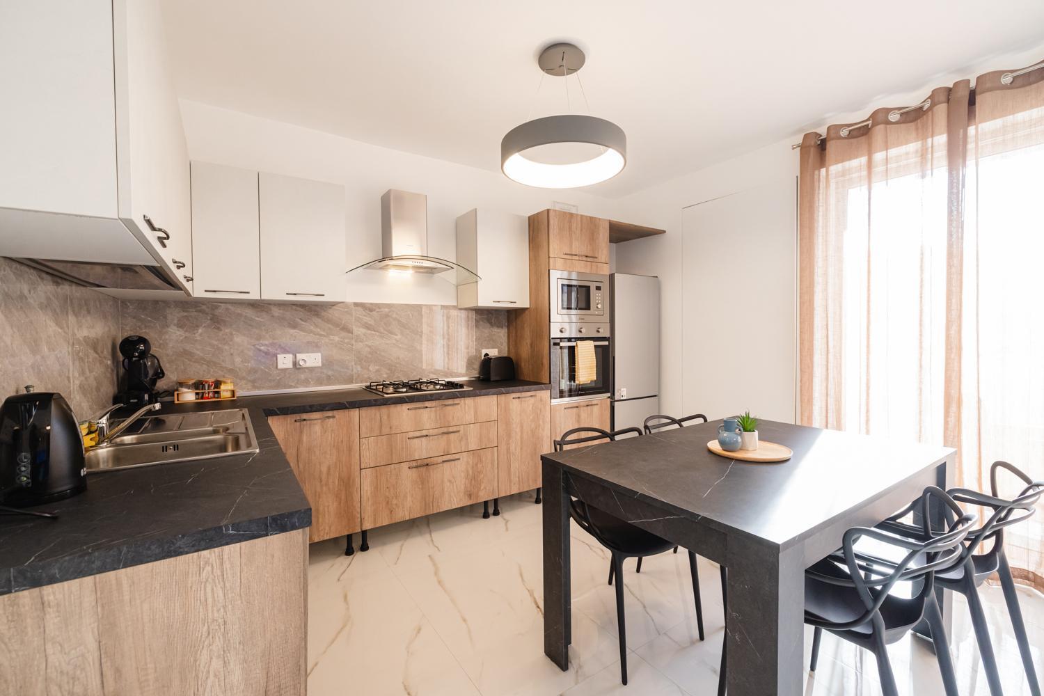 Apartment Sea Breeze Marsaskala